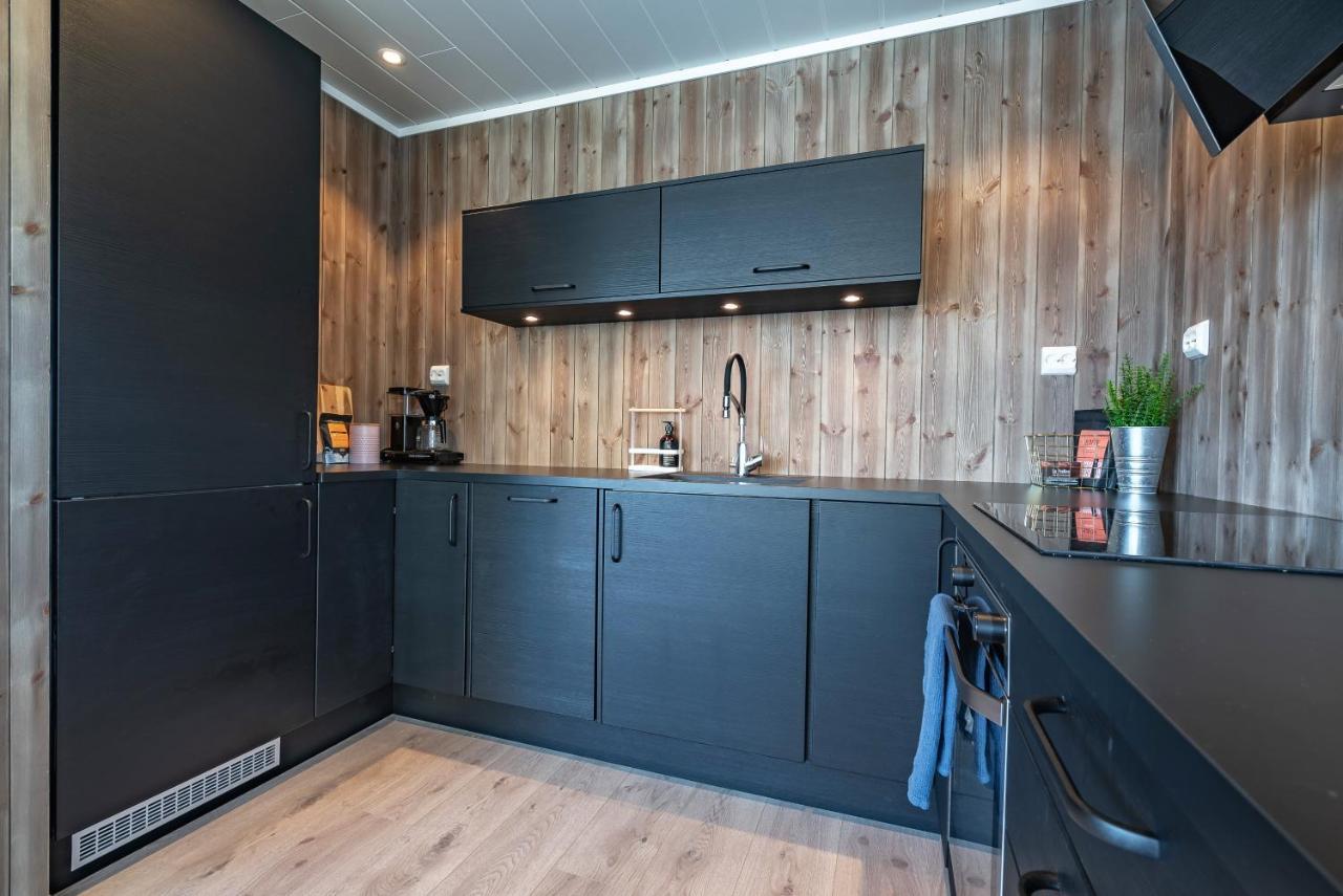 Seafront New Cabin In Lofoten Ballstad Exterior foto